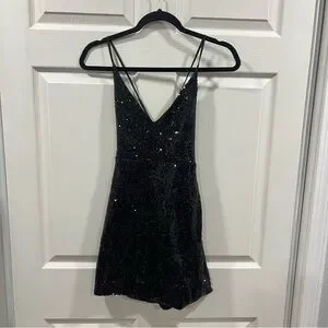 Luvalot Sequin Embellished Bodycon Mini Dress Black Shiny Size 2 Party Dress